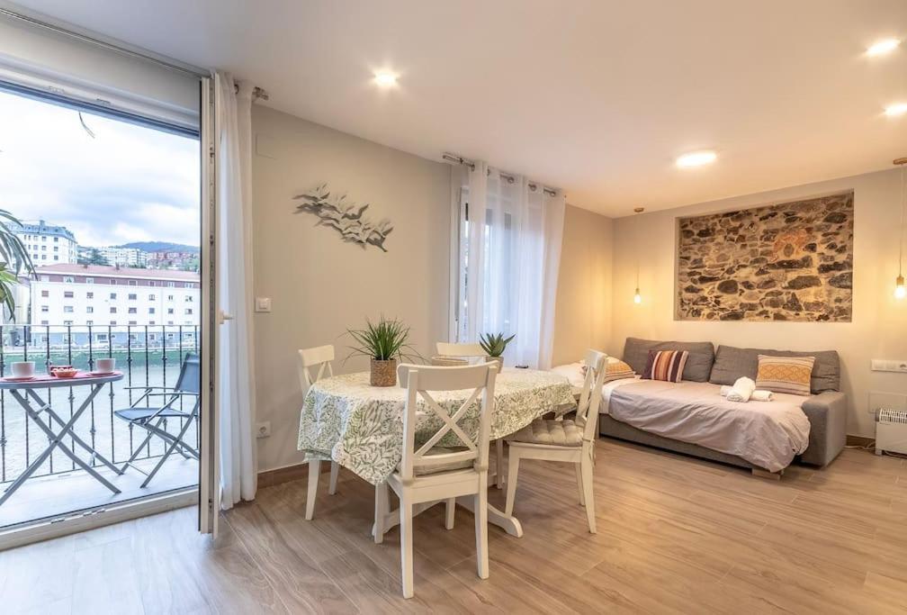 El Toison 12 Parking Gratis-6 Pax Centro Historico Apartment Bilbao Exterior photo